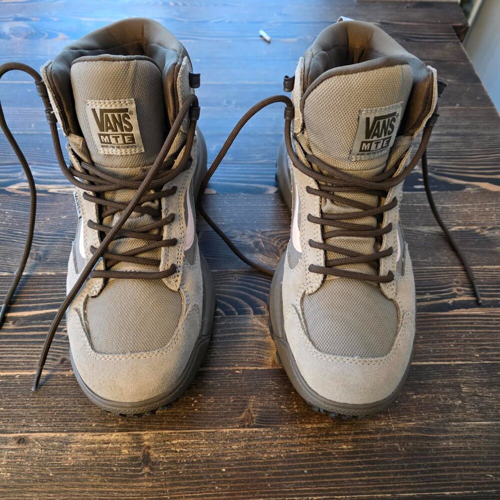 MTE Crestline Waterproof Shoe